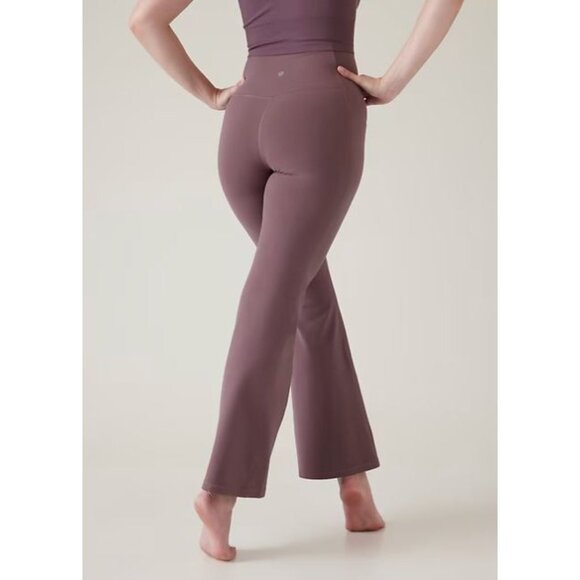 ATHLETA salutation stash flare pant size L - Picture 1 of 6
